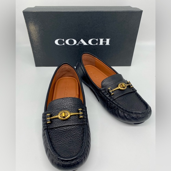 COACH Women's Crosby Driver Turnlock Pebbled Loafer Flats (Pre-owned) - Picture 2 of 16